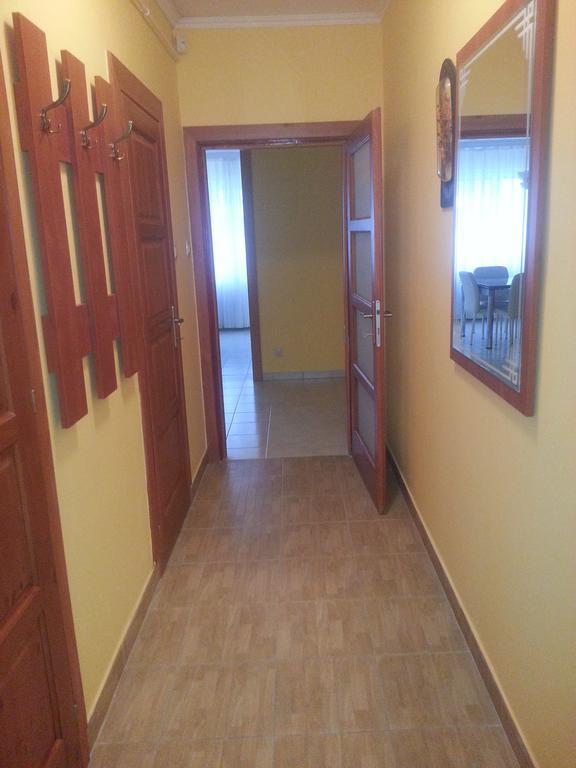 Szinva Apartman ミシュコルツ エクステリア 写真
